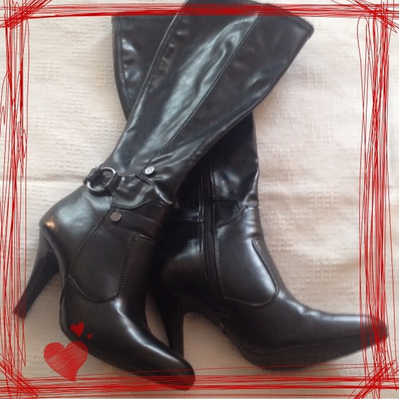 Dana Buchman Patent Leather Boots!!