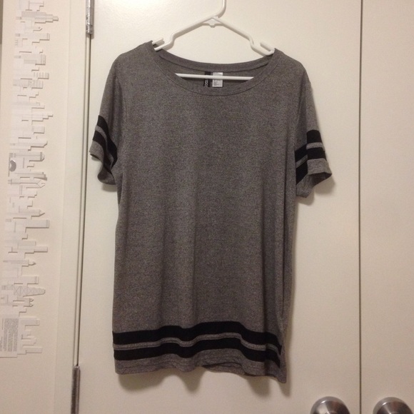 Short Sleeve H&M Divided top