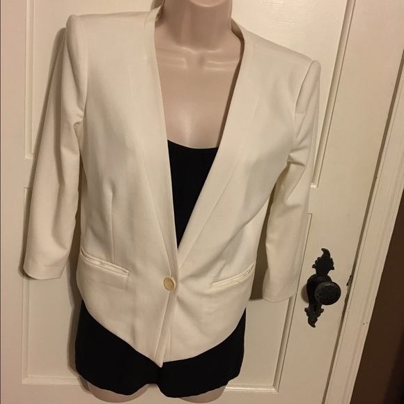 White BCBG blazer - Picture 1 of 3