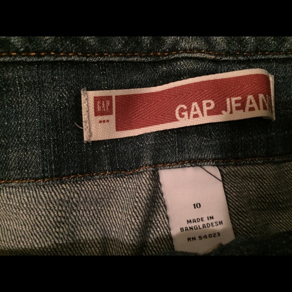 Gap shorts like new! - Picture 2 of 3
