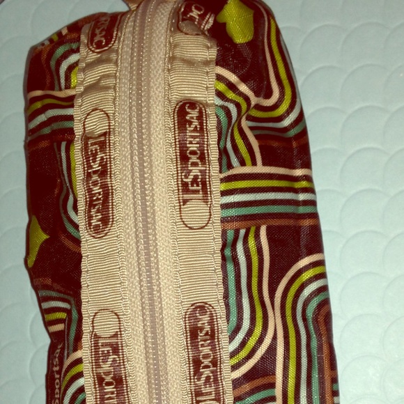 LeSportSac sunglasses/accessories/makeup case!