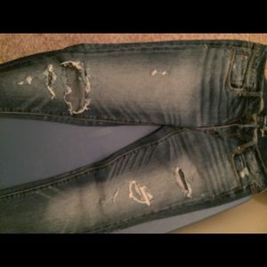 AE jeans distressed size 12 ex long