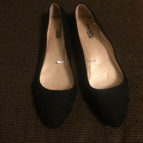 Pointed flat shoes - Picture 1 of 2