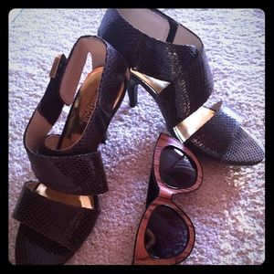 Michael Kors Snake SkinEmbossed sandals