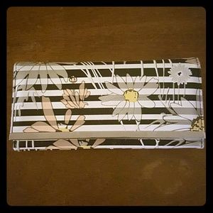 Wilson's Leather large bifold wallet