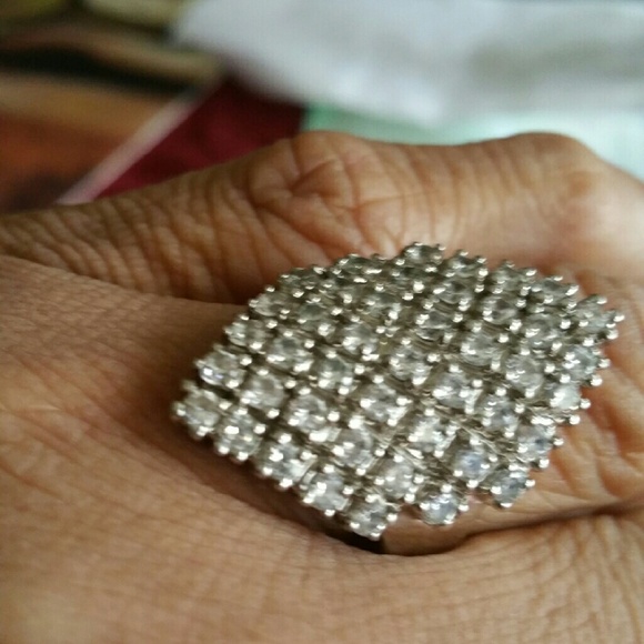 Ring - Picture 2 of 2