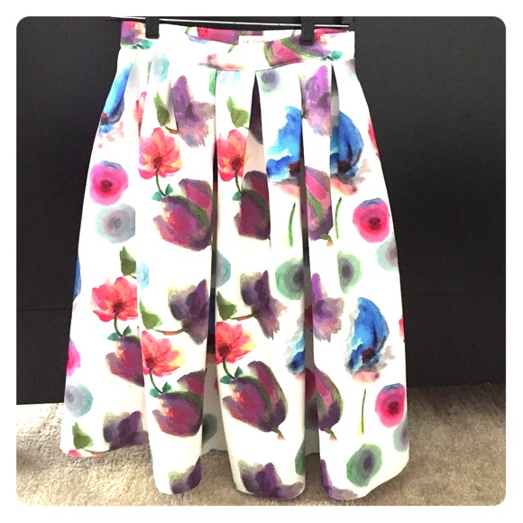Floral "tea party" midi skirt