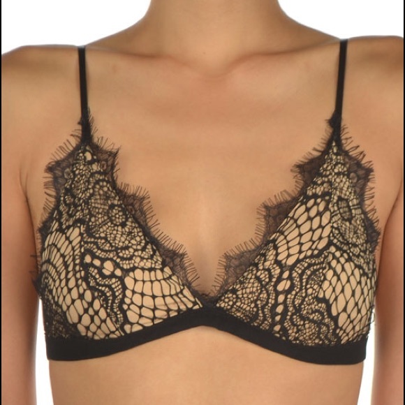 💠SALE💠Black Eyelash Lace Bralette - Picture 2 of 4