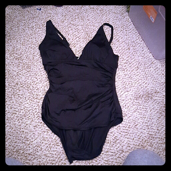 TOMMY BAHAMA  Swimsuit