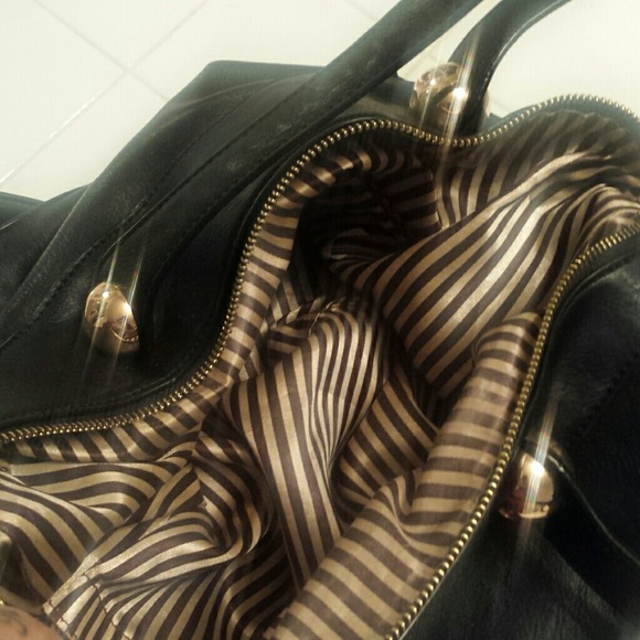 GIFTED  Black bag with gold - Picture 3 of 3