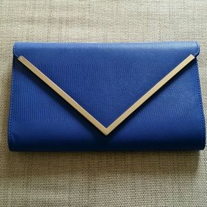 Aldo Clutch