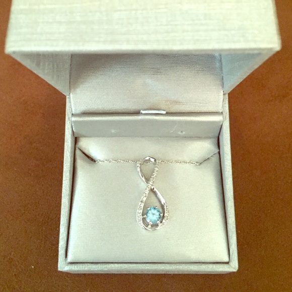 Zales necklace. Brand new