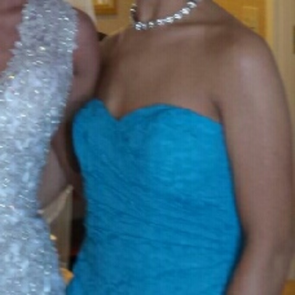 Firmal dress - Picture 3 of 4