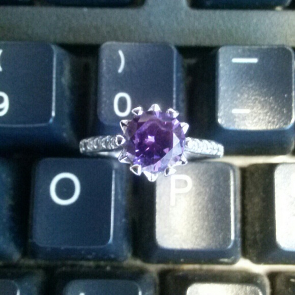 CZ RING - Picture 2 of 3
