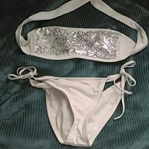 Swim suit top and bottom