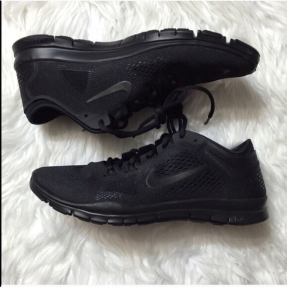 Nike Shoes - Nike Free 5.0 TR FIT 4