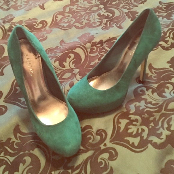 Suede heels