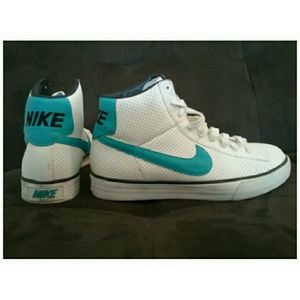 NIKE hightops !!!