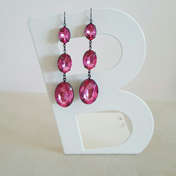 Pretty pink long earrings! !!