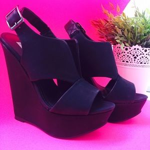 Steve Madden Xander Platform Wedge Sandals