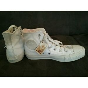 White LEATHER CONVERSE SHOES