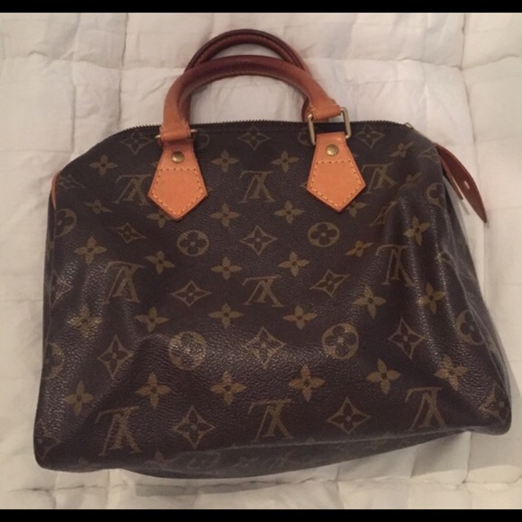 Authentic Louis Vuitton Speedy 25 bag!