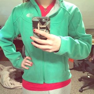 LAST CHANCE! North Face jacket!!