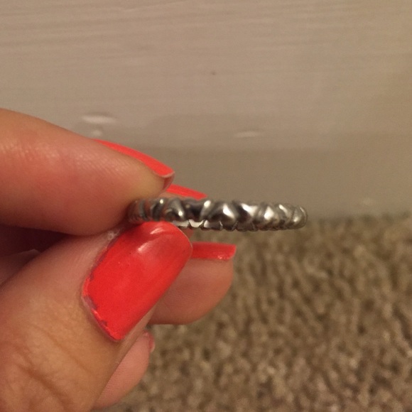 Heart ring - Picture 2 of 2