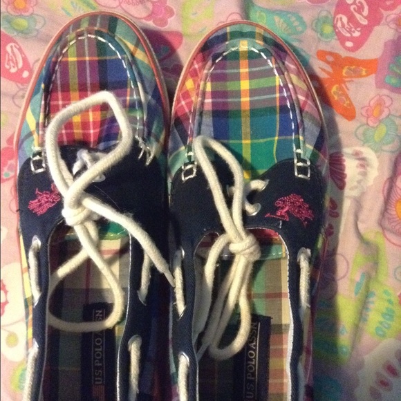 Colored polo shoes