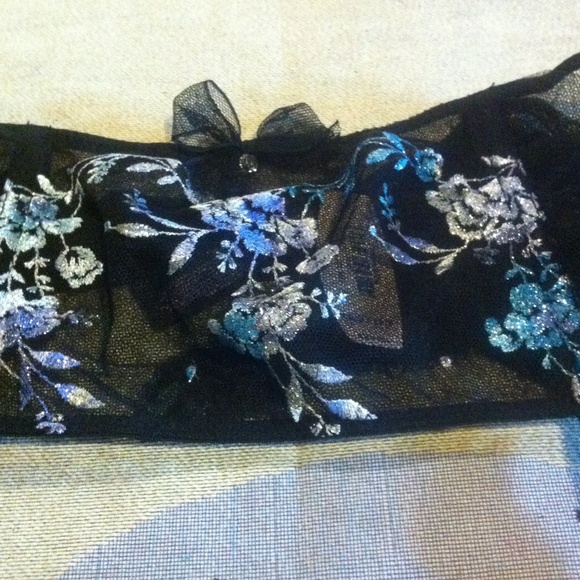 BRAND NEW VS GARTER BELT