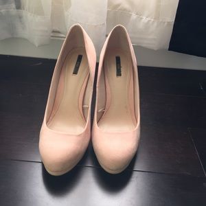 Forever 21 Pale Pink High Heels Size 9