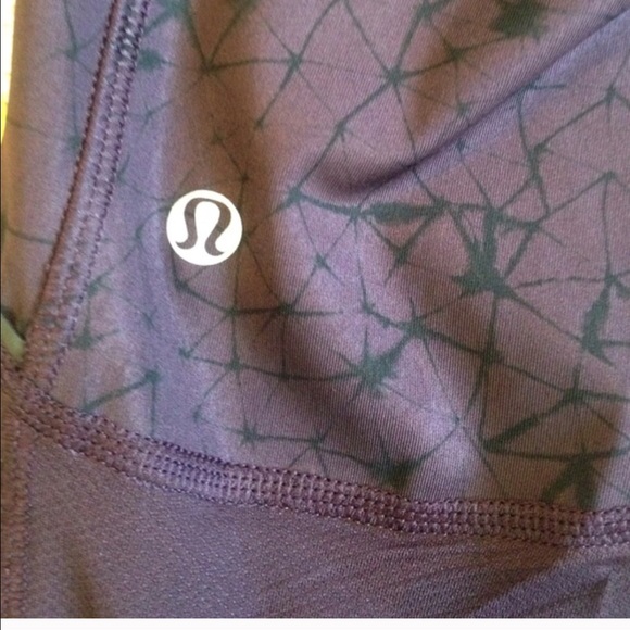 lululemon athletica Pants - Lulu lemon capris size 2