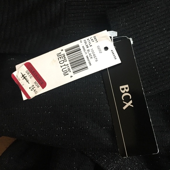 Sweater - Picture 2 of 4