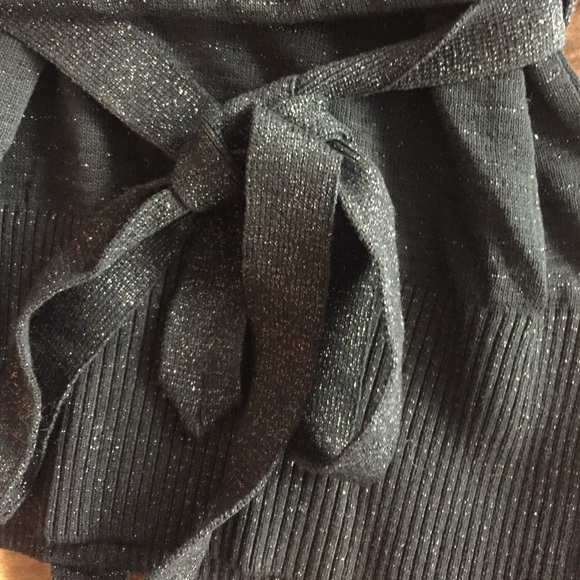 Sweater - Picture 3 of 4