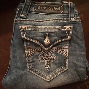 Women's Rock Revival Jeans Size 27