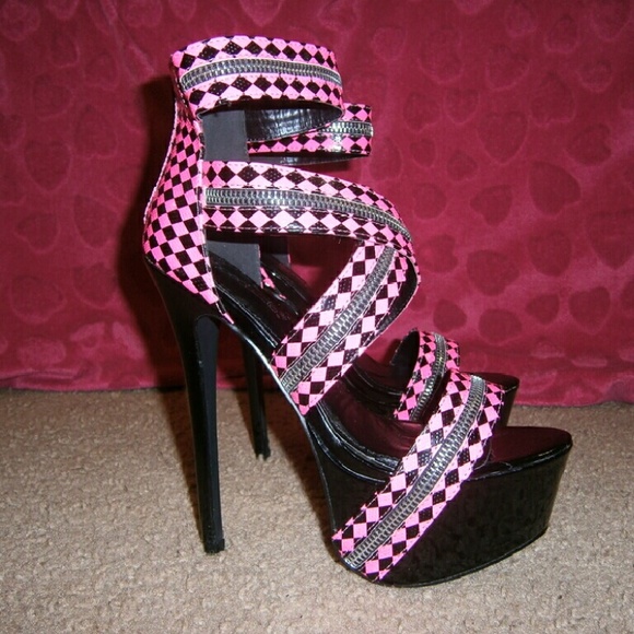 (SOLD) Shoedazzle kimbra 8.5m - Picture 3 of 4
