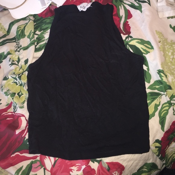 Black concert Crop Top