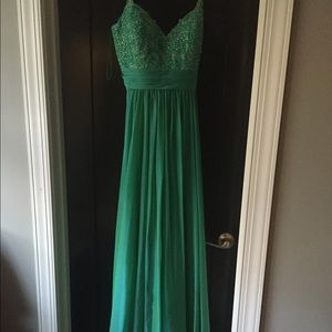 Green strapped prom dress