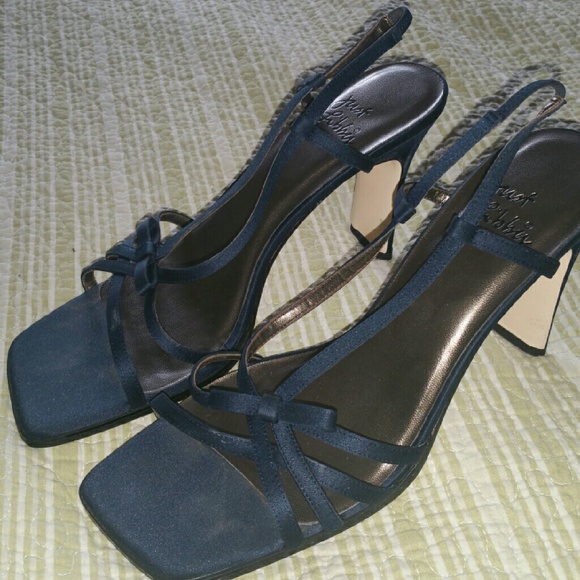 Shoes - Picture 2 of 2