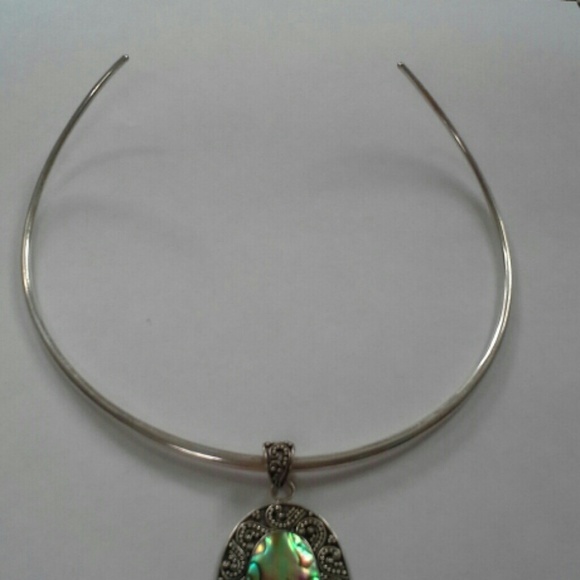 New sterling silver necklace with pendant - Picture 3 of 3