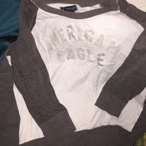 ️American Eagle 3/4 length sleeve T.