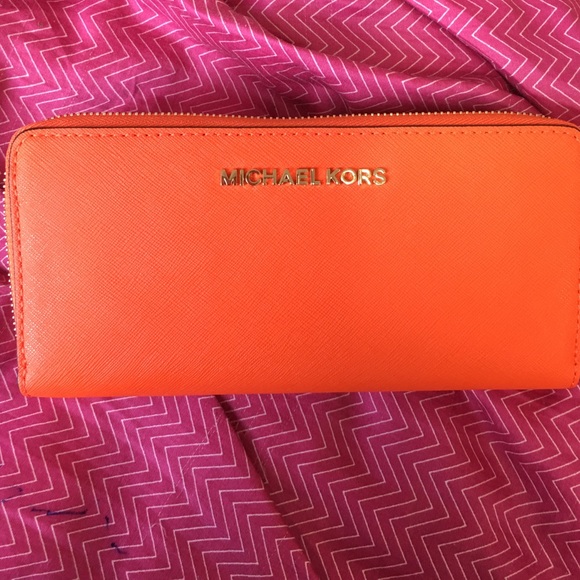 Clementine MK Wallet