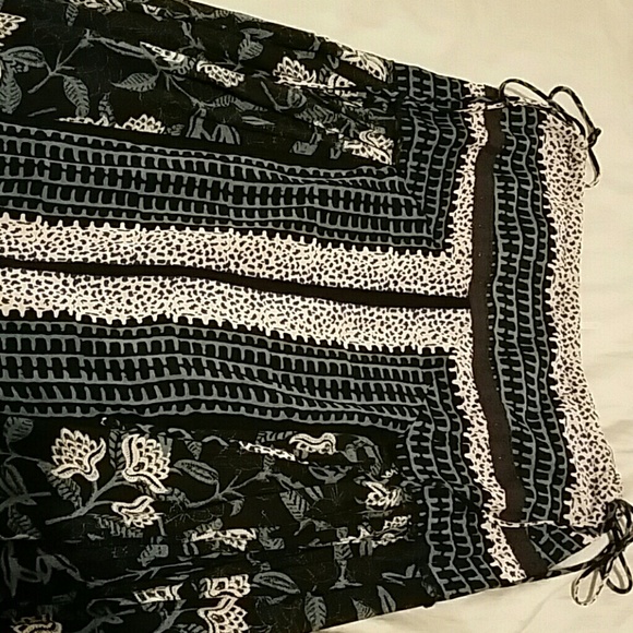 Free People - Picture 2 of 4