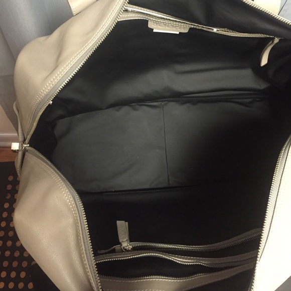 New Bodhi Leather Travel Bag - Picture 2 of 4