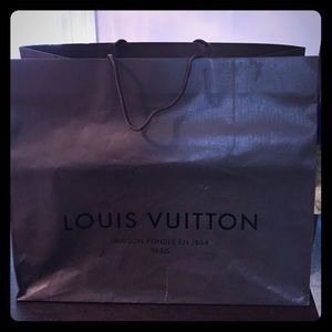 Extra large Louis Vuitton shopping bag