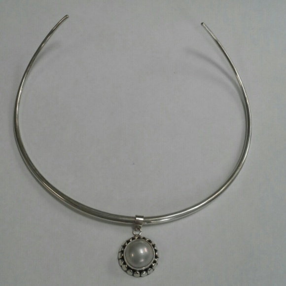 NEW Silver necklaces with mabe pearl pendant - Picture 1 of 2