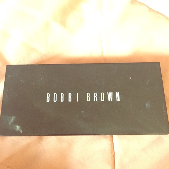 Bobbi brown pastel lip and eye palette