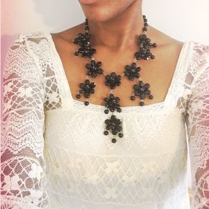 ⚡Black Floral Statement Necklace⚡️