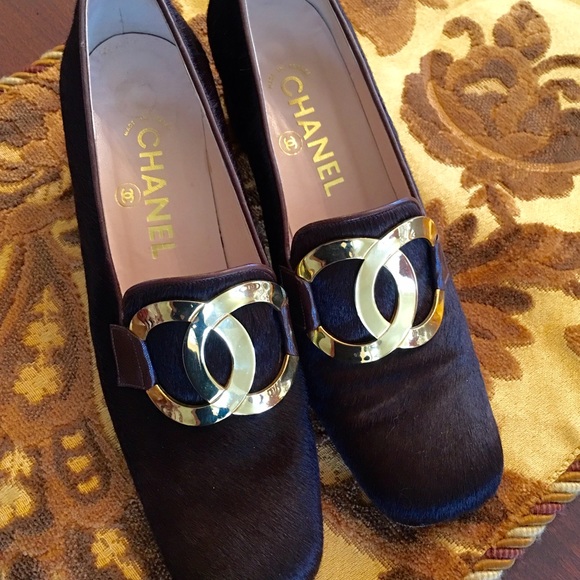 Gorgeous CHANEL Vintage Pumps!