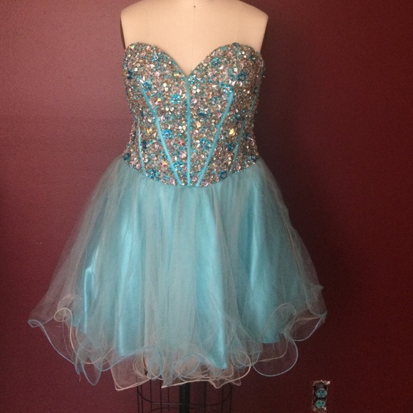 Terani Couture Dresses & Skirts - Rhinestoned Corset & Tule Cocktail or Prom Dress